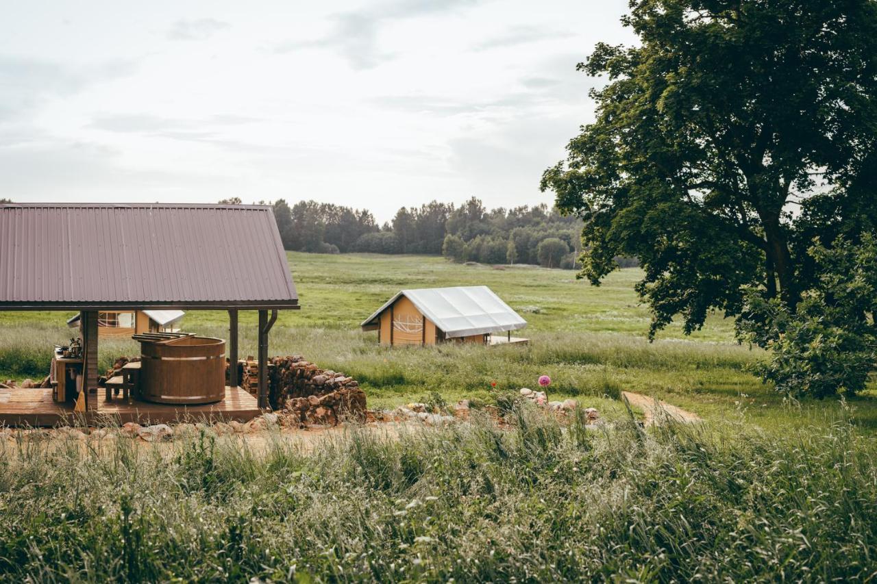 Muuski Glempings Korneti Bagian luar foto