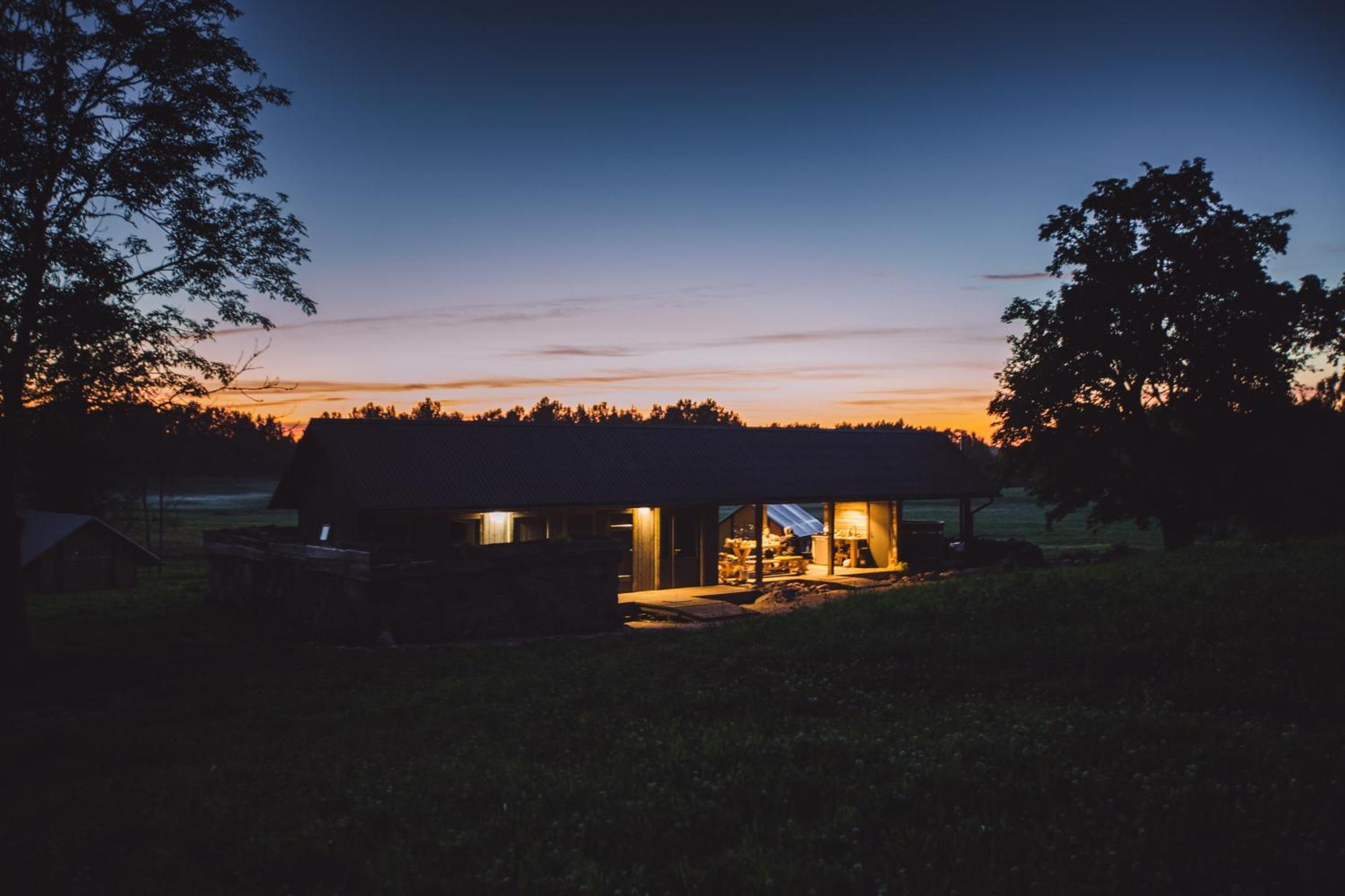 Muuski Glempings Korneti Bagian luar foto